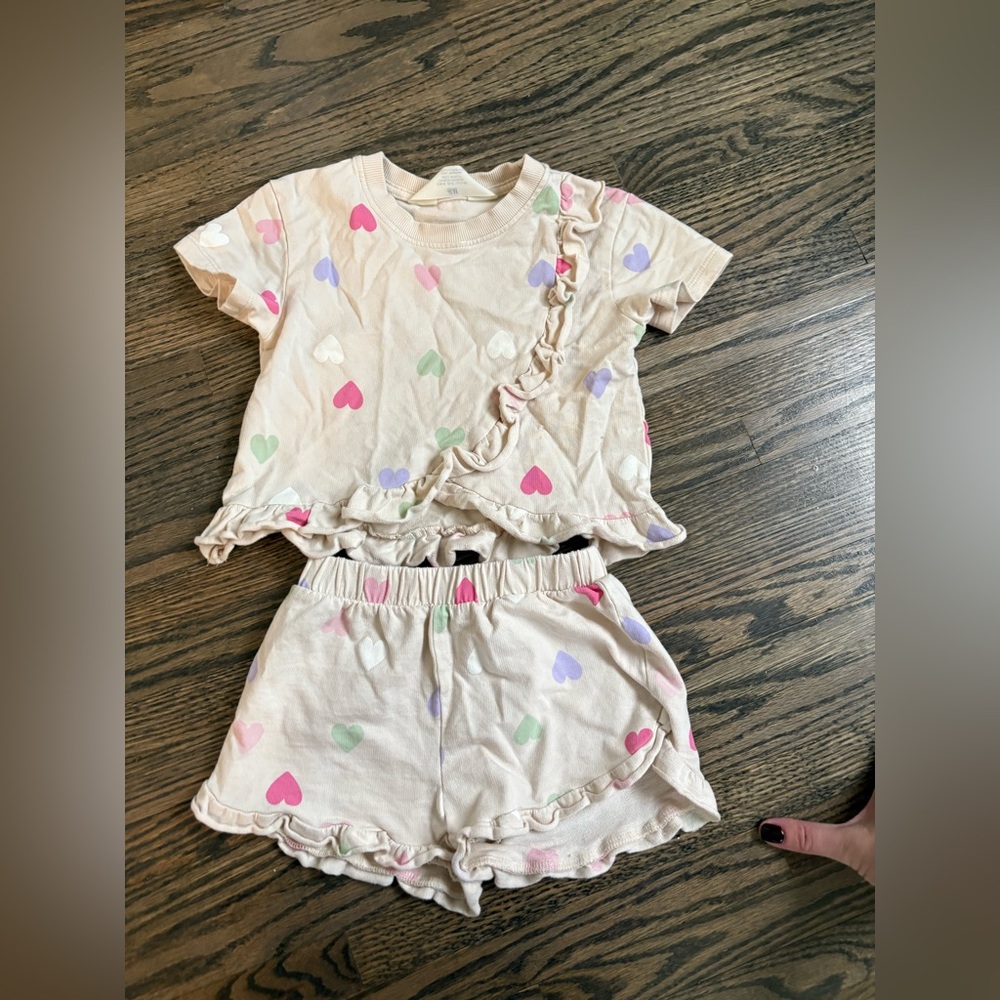 H+M shorts set